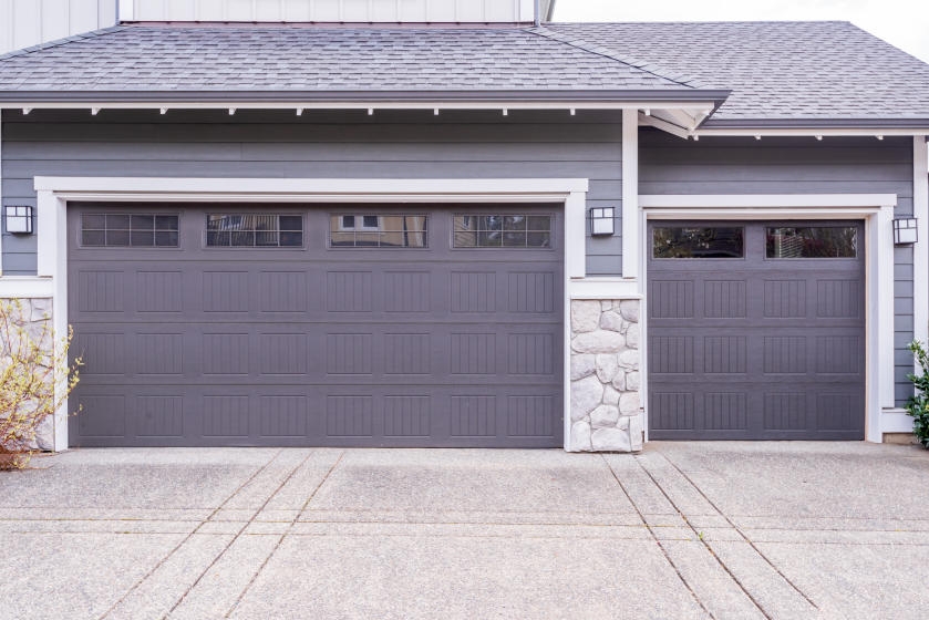 commercial garage doors manufacturers
